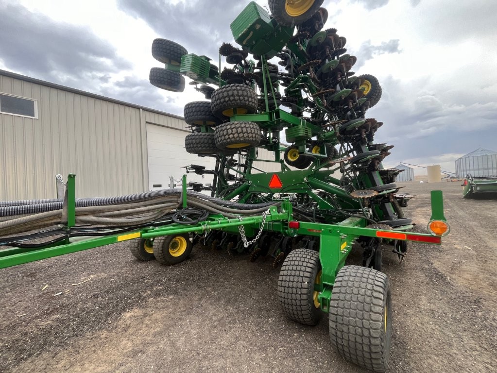 2016 John Deere 1910/1890 Air Seeder