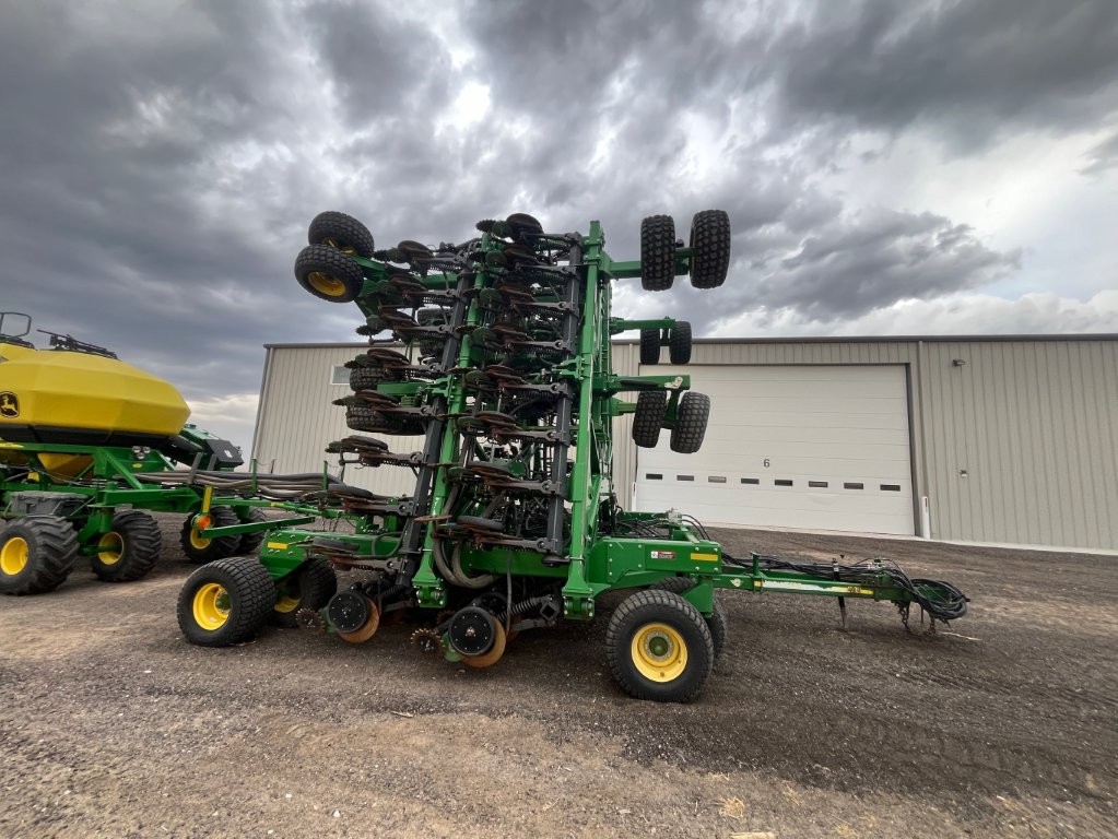 2016 John Deere 1910/1890 Air Seeder