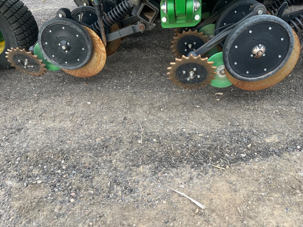 2016 John Deere 1910/1890 Air Seeder