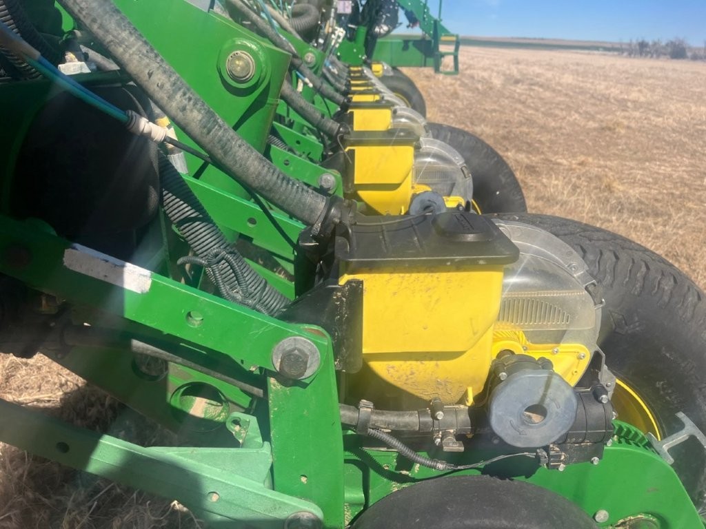 2014 John Deere 1770NT Planter/Row