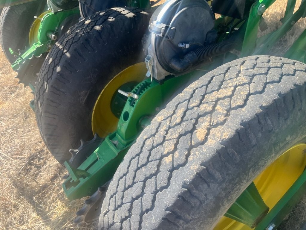 2014 John Deere 1770NT Planter/Row