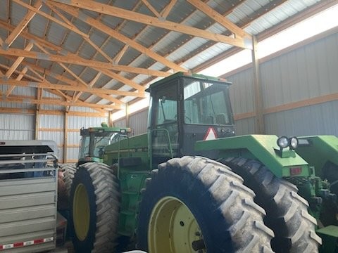 1994 John Deere 8770 Tractor