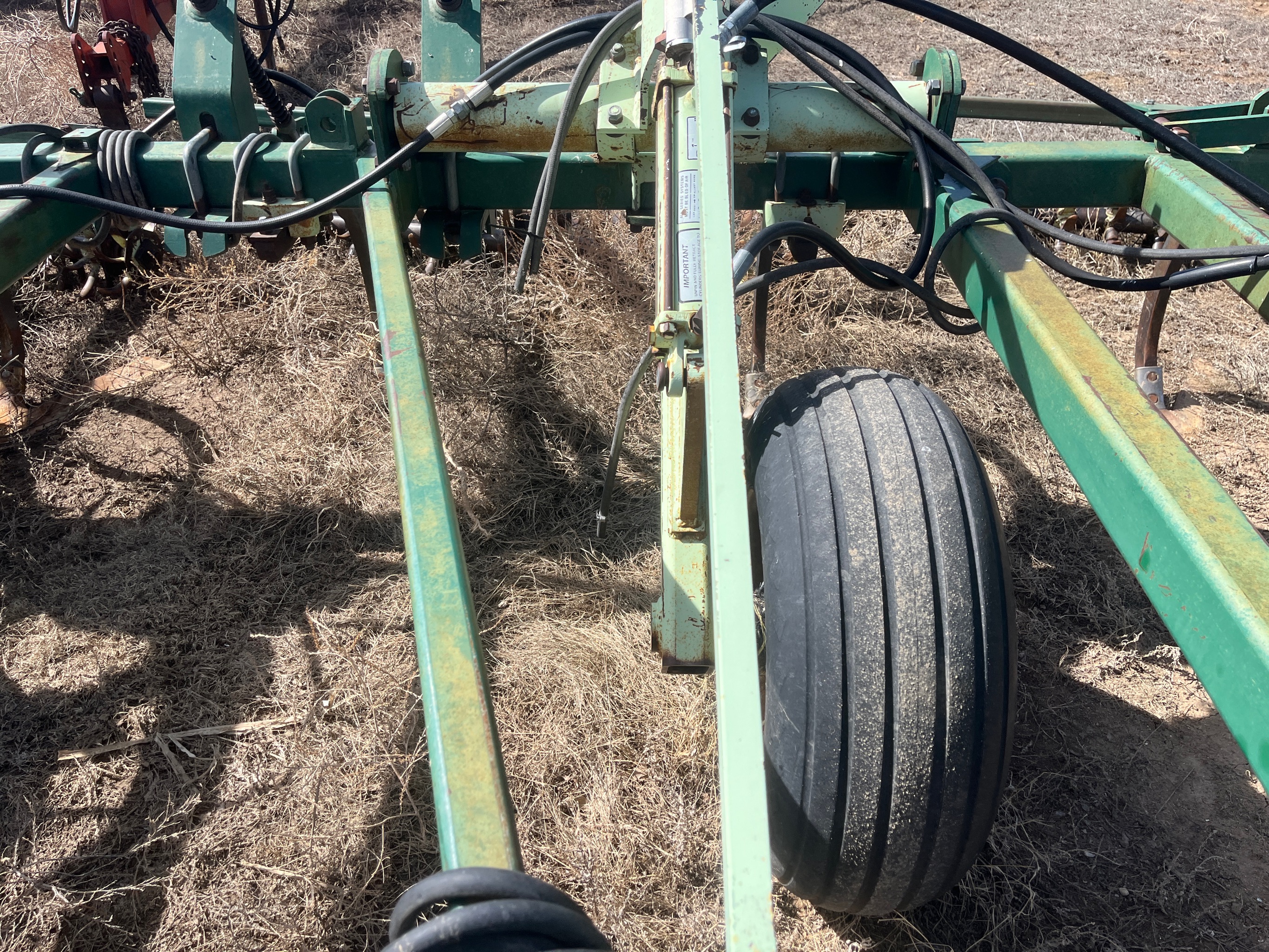 1991 Sunflower 3070-49 Vertical Tillage