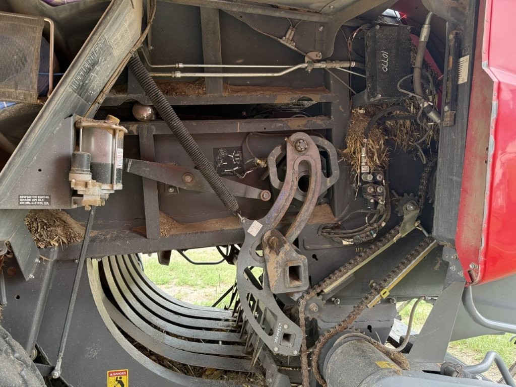 2017 Massey Ferguson 2290 Baler/Big Square