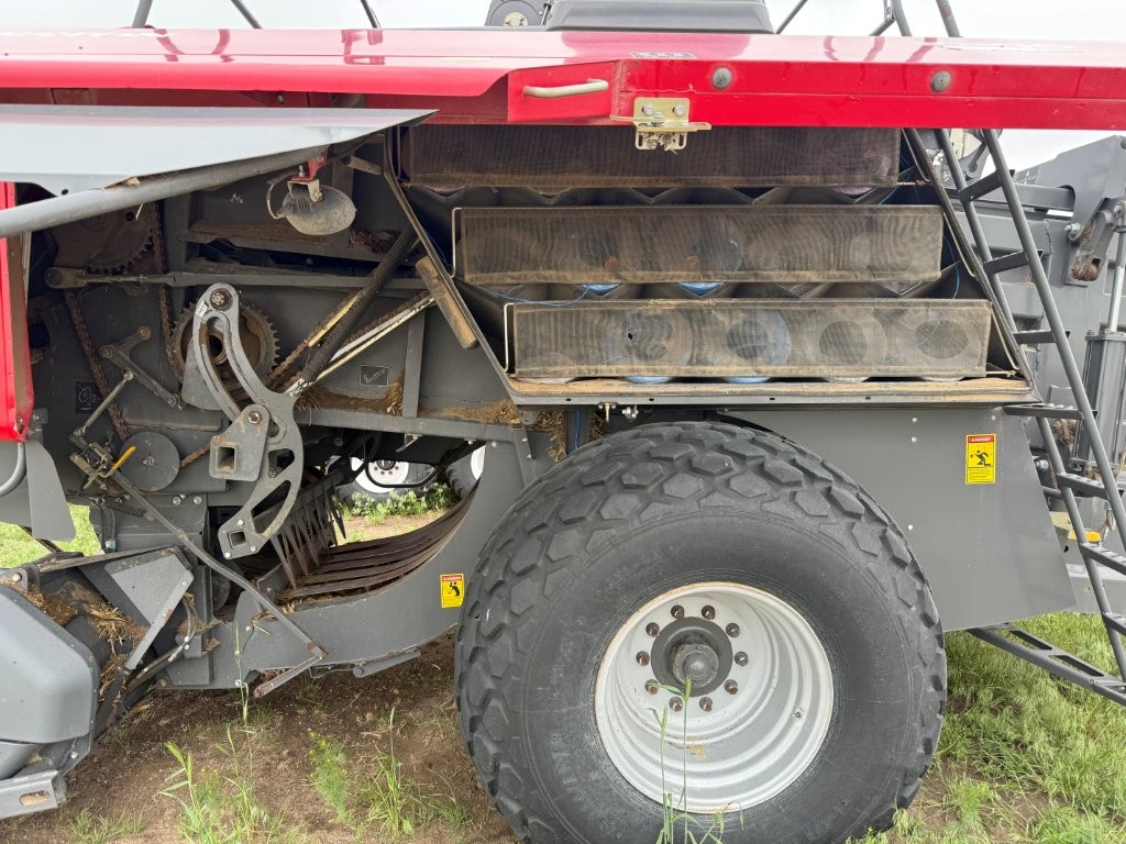 2017 Massey Ferguson 2290 Baler/Big Square