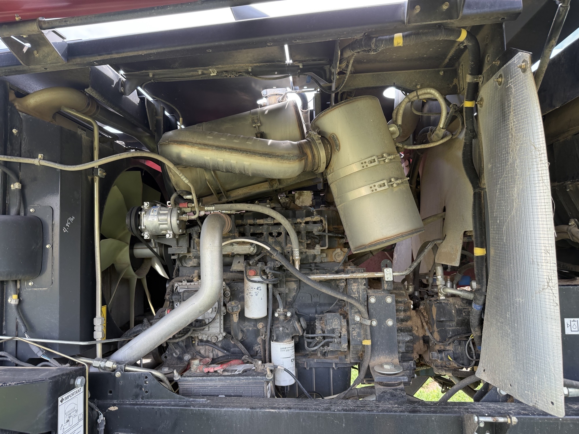 2015 New Holland SPEEDR220 Windrower