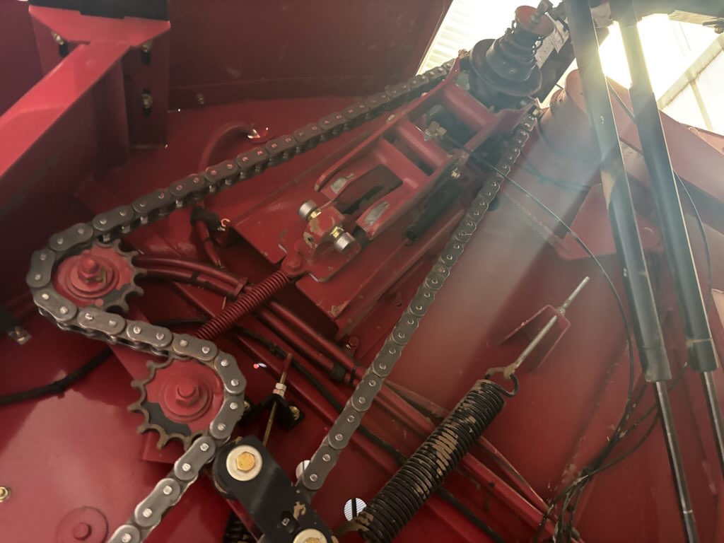 2014 New Holland RB560 Baler/Round