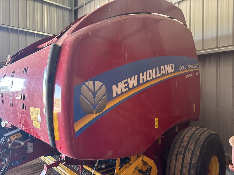 2014 New Holland RB560 Baler/Round