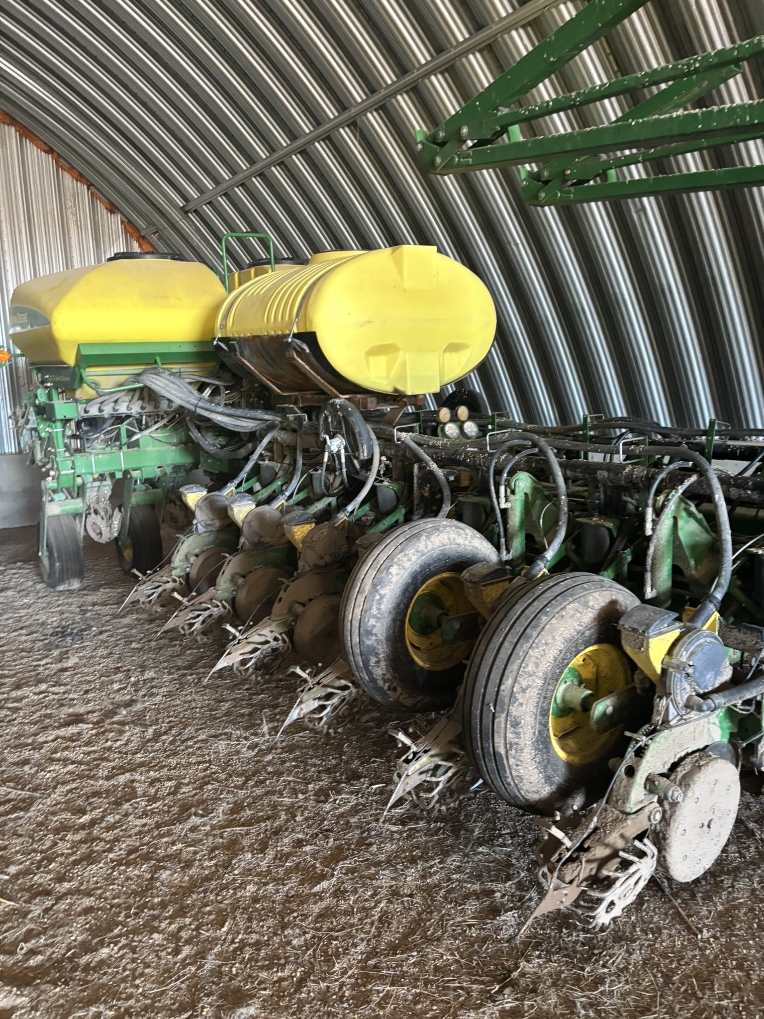 2009 John Deere 1770 Planter/Row