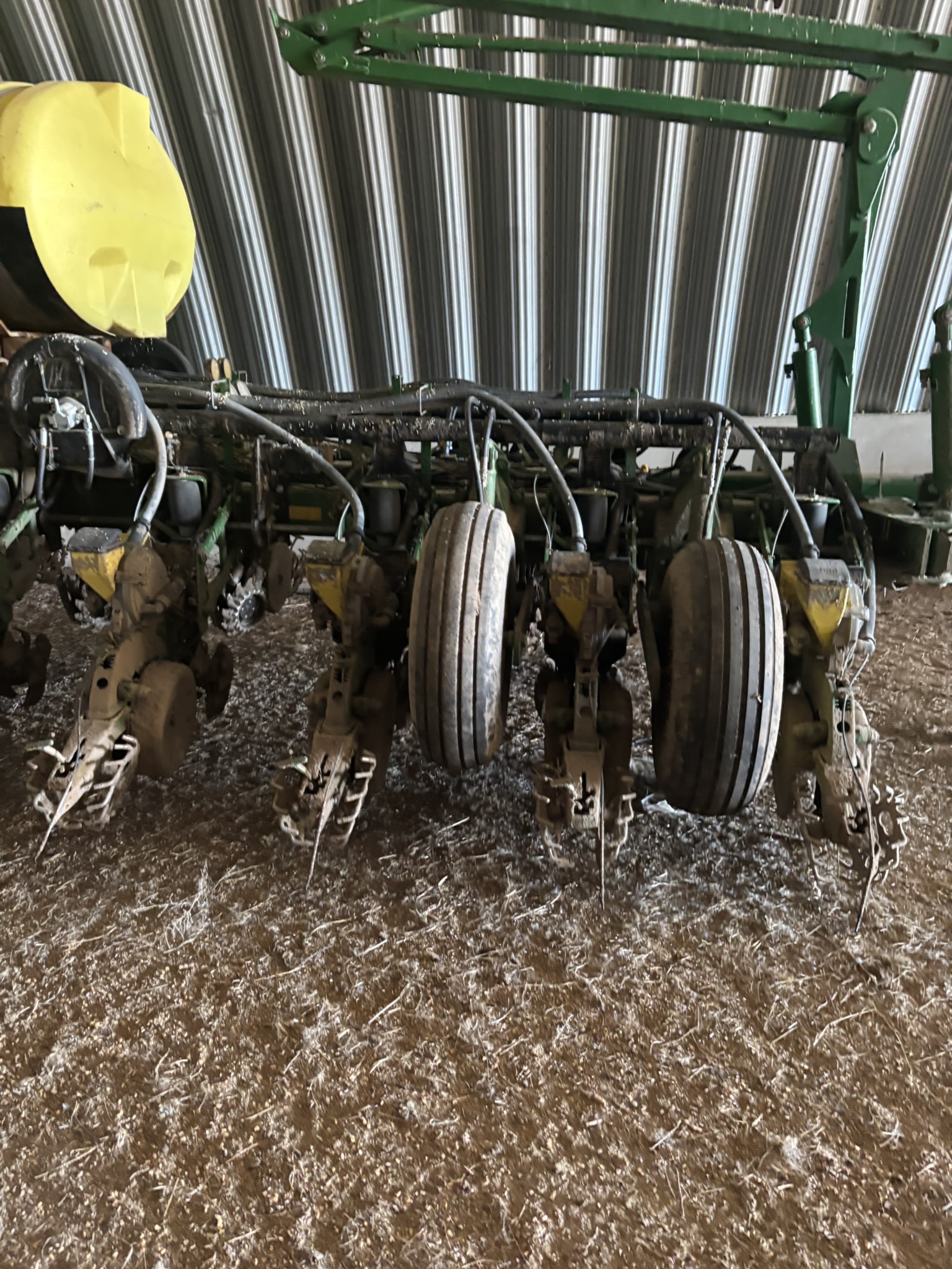 2009 John Deere 1770 Planter/Row