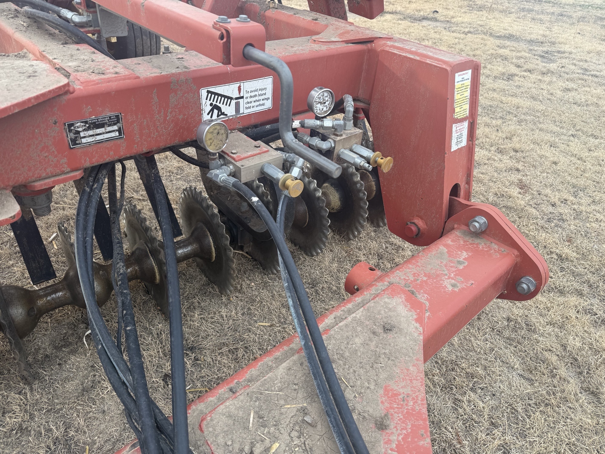 2011 Kuhn EXCELERATOR 8000 Vertical Tillage
