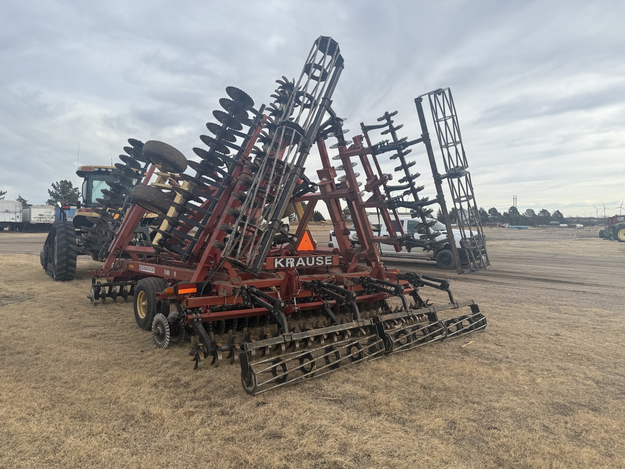 2011 Kuhn EXCELERATOR 8000 Vertical Tillage