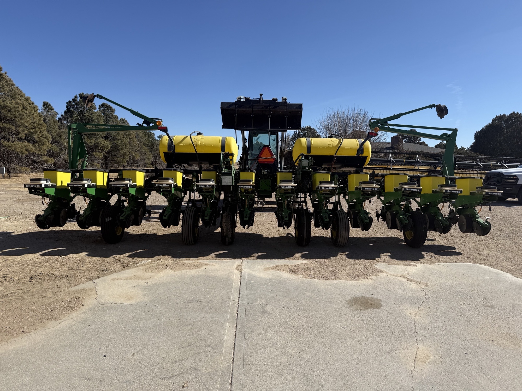 2002 John Deere 1760 Planter