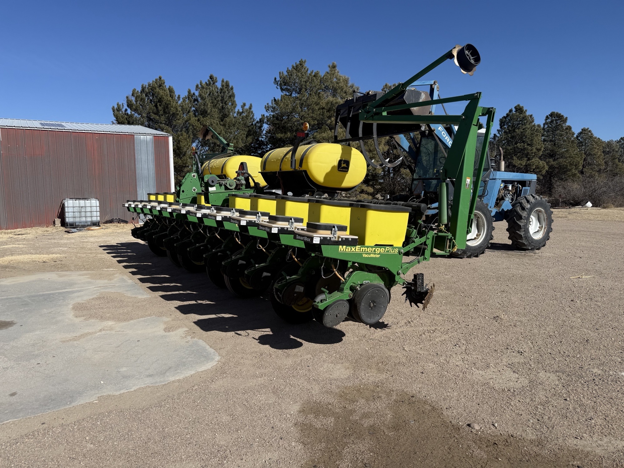 2002 John Deere 1760 Planter