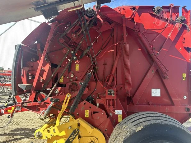 2019 New Holland Rollbelt 560 Baler/Round