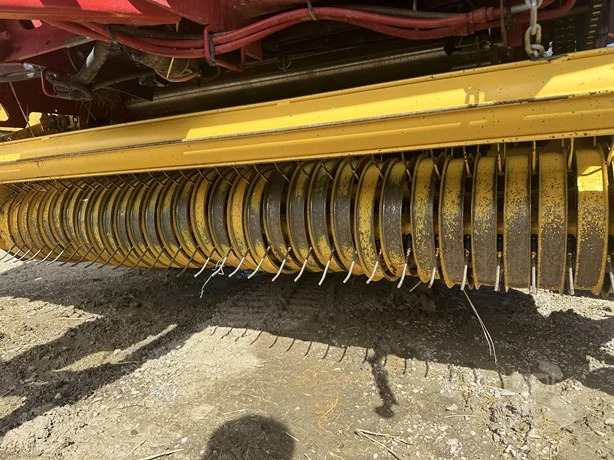 2019 New Holland Rollbelt 560 Baler/Round