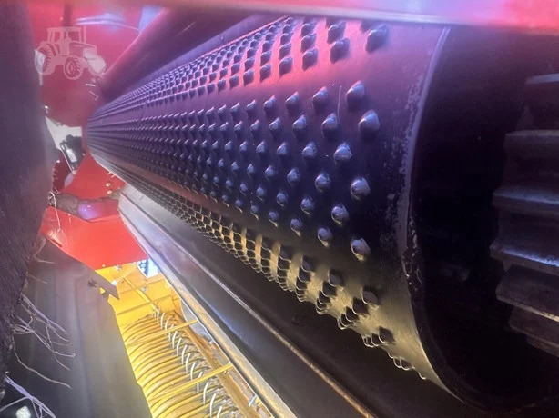 2019 New Holland Rollbelt 560 Baler/Round
