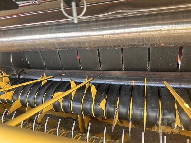 2019 New Holland Rollbelt 560 Baler/Round