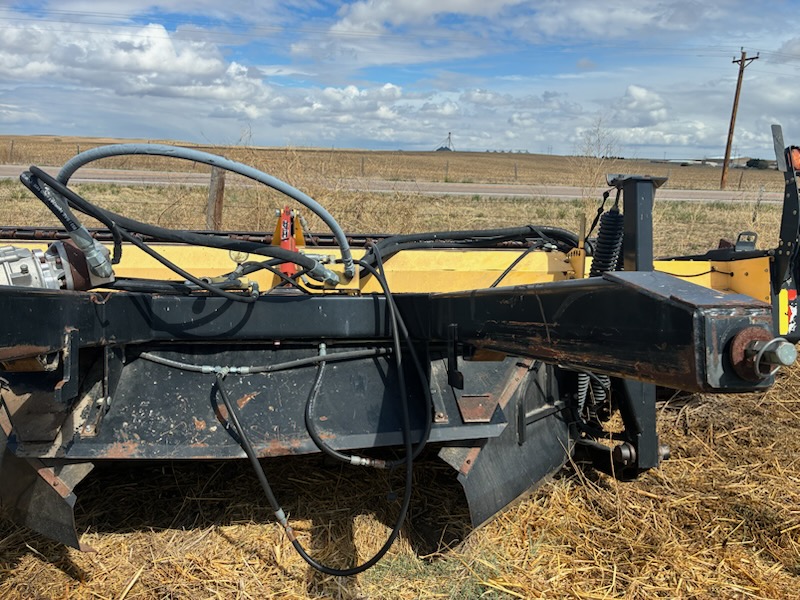2004 New Holland HS16 Header Hay