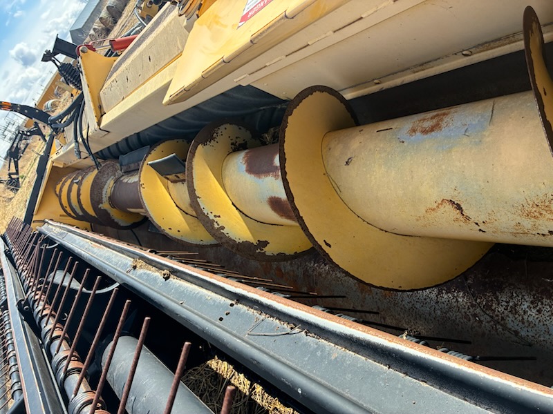 2004 New Holland HS16 Header Hay