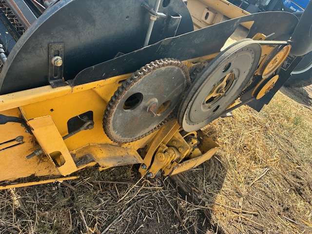 2004 New Holland HS16 Header Hay