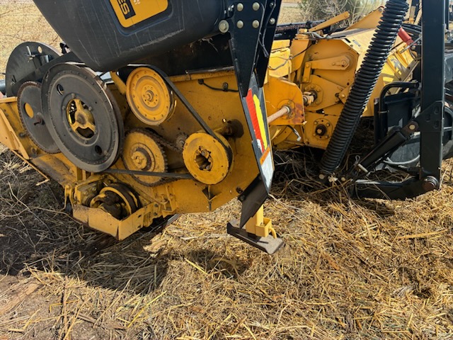 2004 New Holland HS16 Header Hay