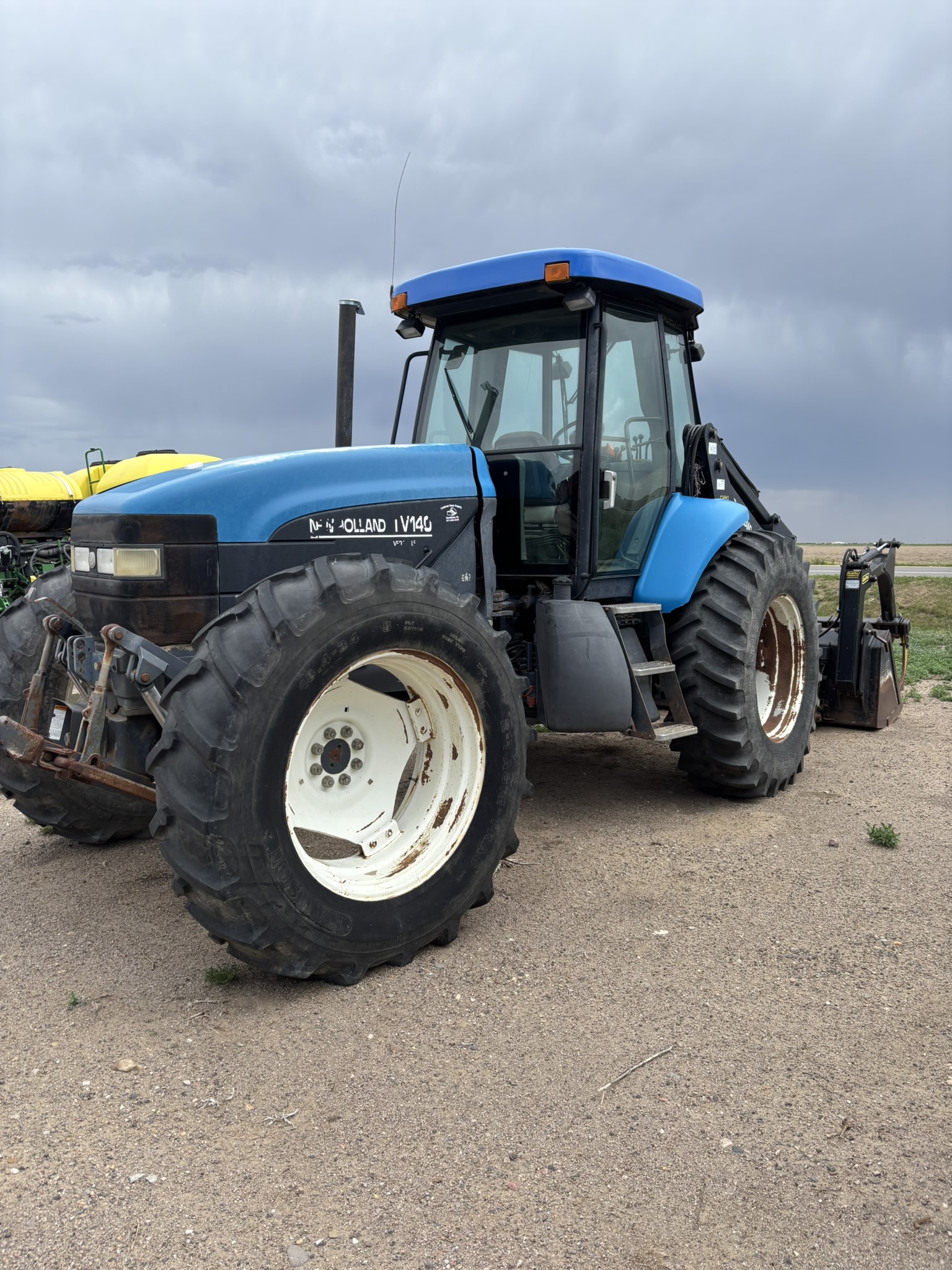 1998 New Holland TV140 Tractor