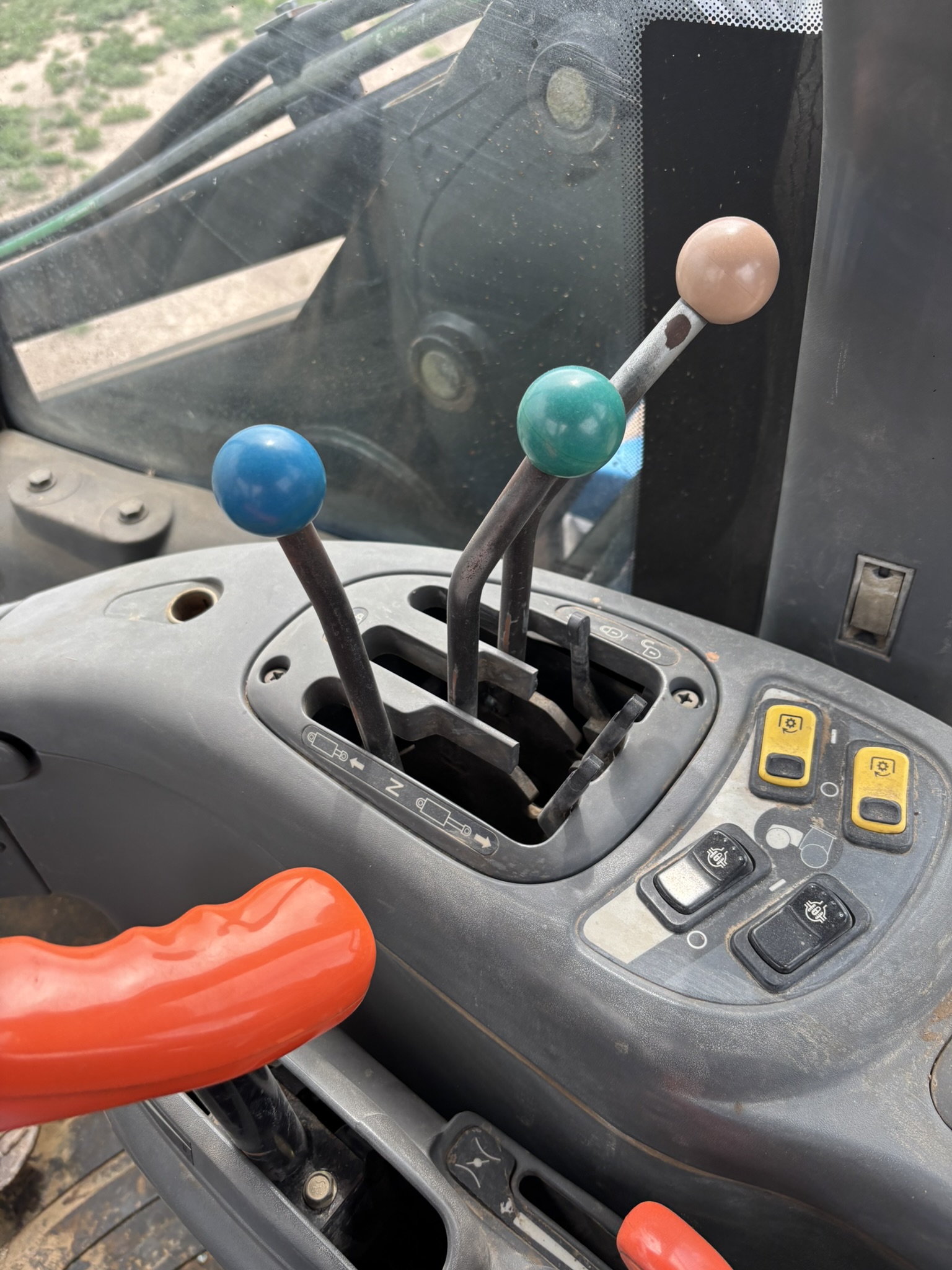 1998 New Holland TV140 Tractor
