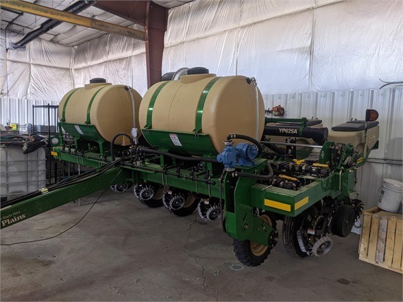 2020 Great Plains YP625A Planter