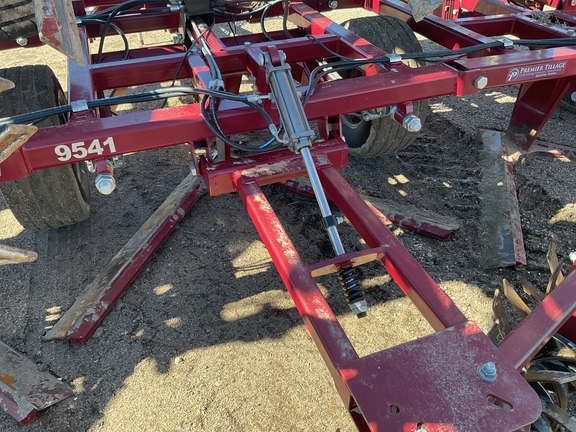 2021 Premier MINIMIZER 9x6 Field Cultivator