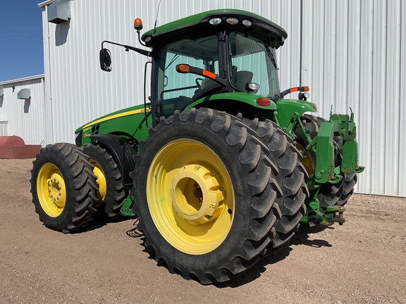 2011 John Deere 8360R Tractor