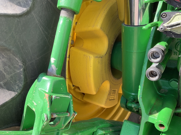 2011 John Deere 8360R Tractor