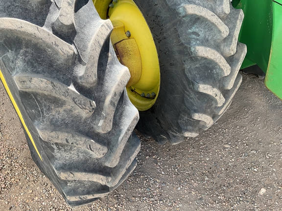 2011 John Deere 8360R Tractor