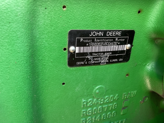 2011 John Deere 8360R Tractor