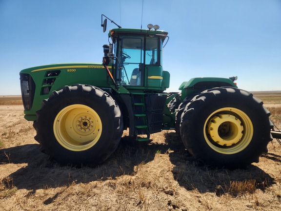 2007 John Deere 9330 Tractor 4WD