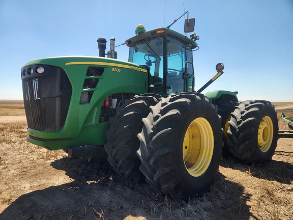 2007 John Deere 9330 Tractor 4WD