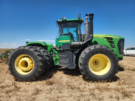 2007 John Deere 9330 Tractor 4WD