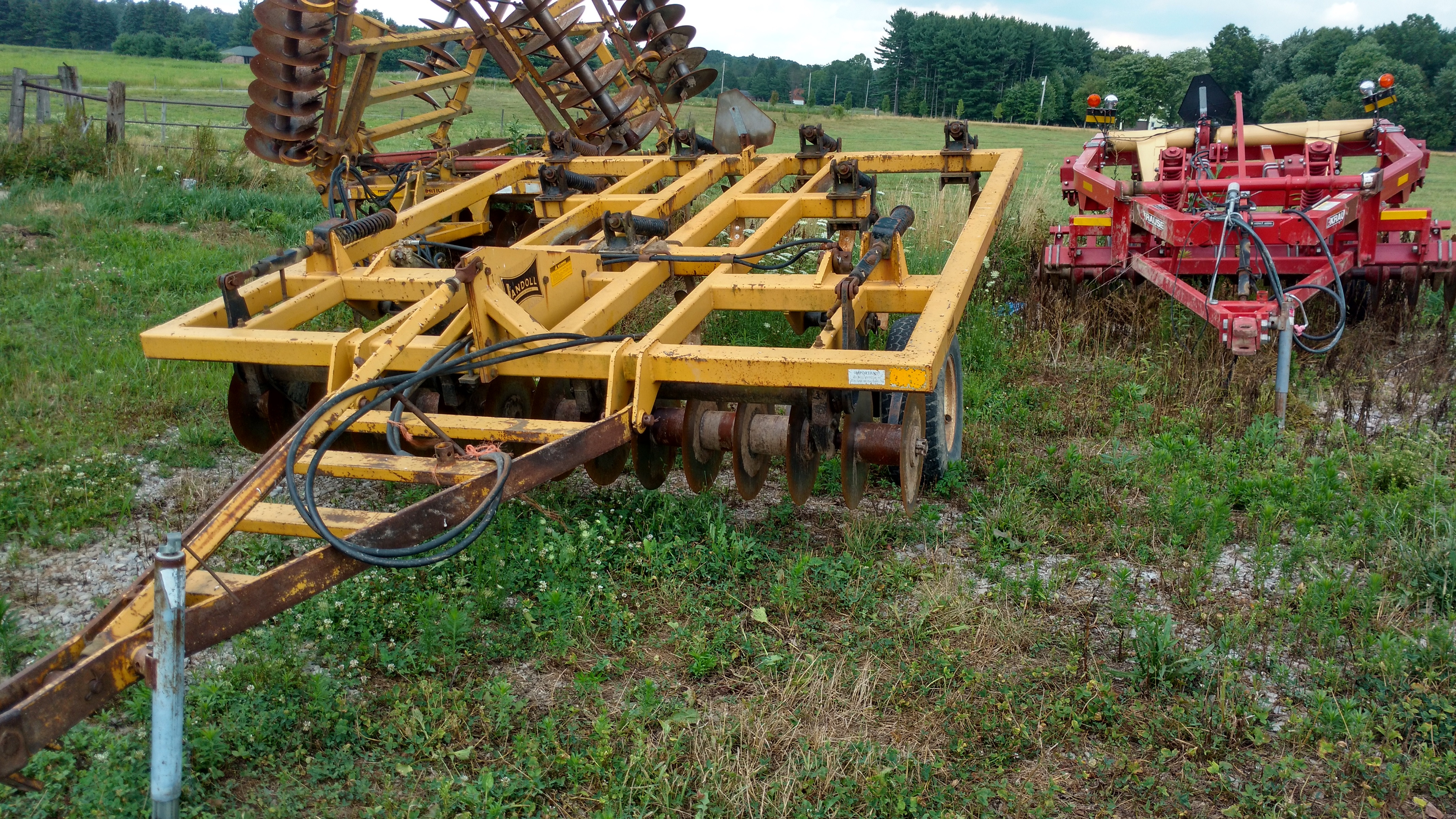 Landoll 1200 Soil Master II Disk Chisel