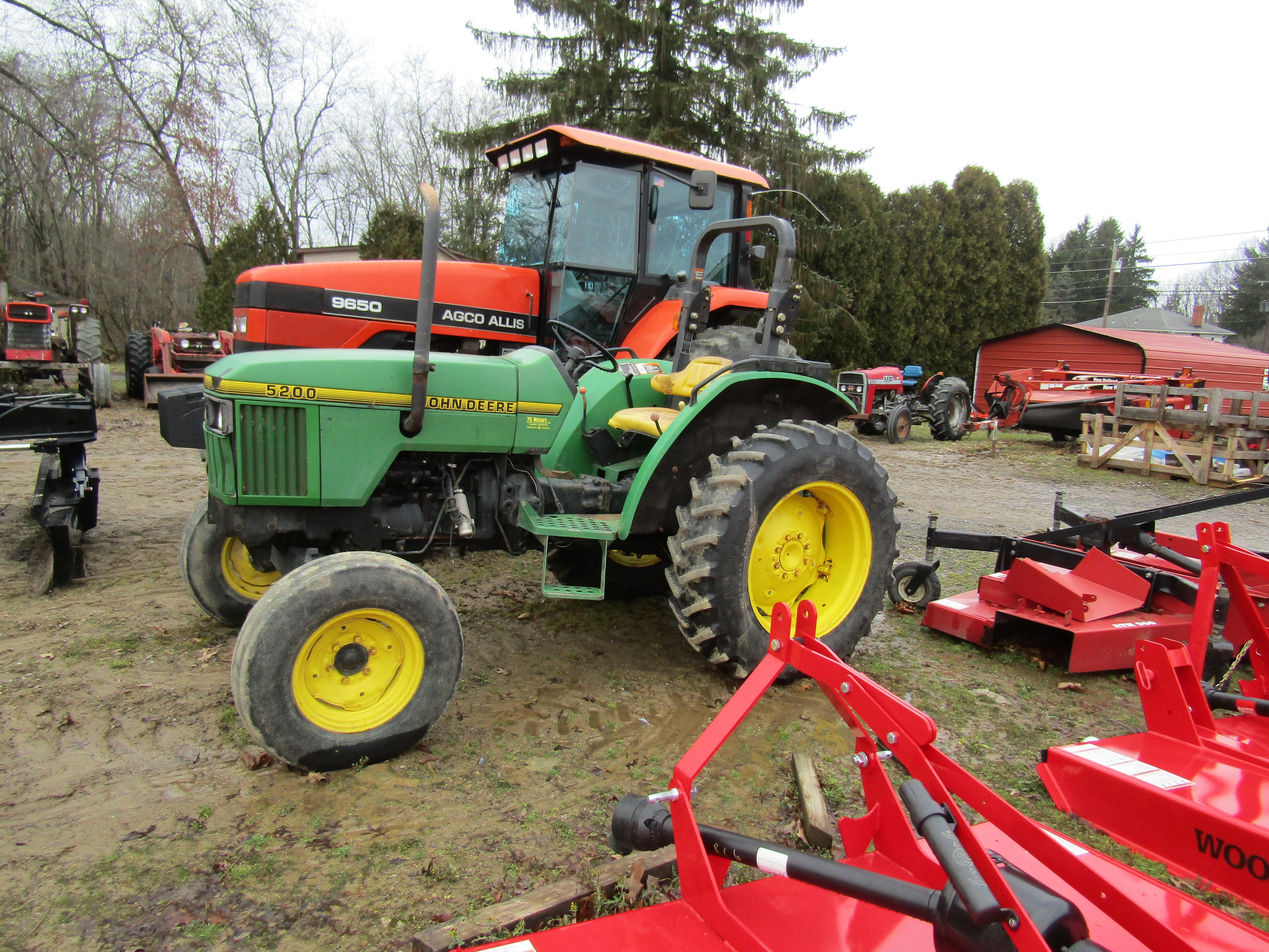 1995 John Deere 5200 Tractor