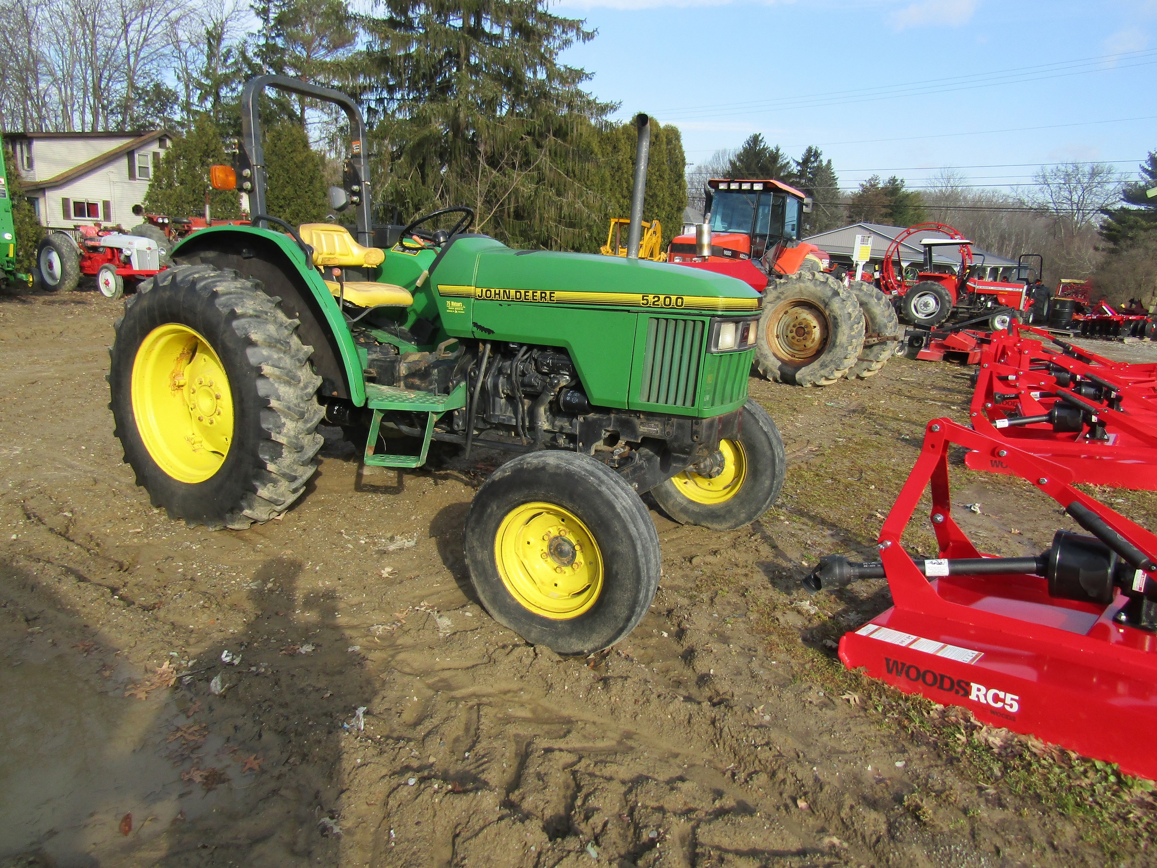 1995 John Deere 5200 Tractor