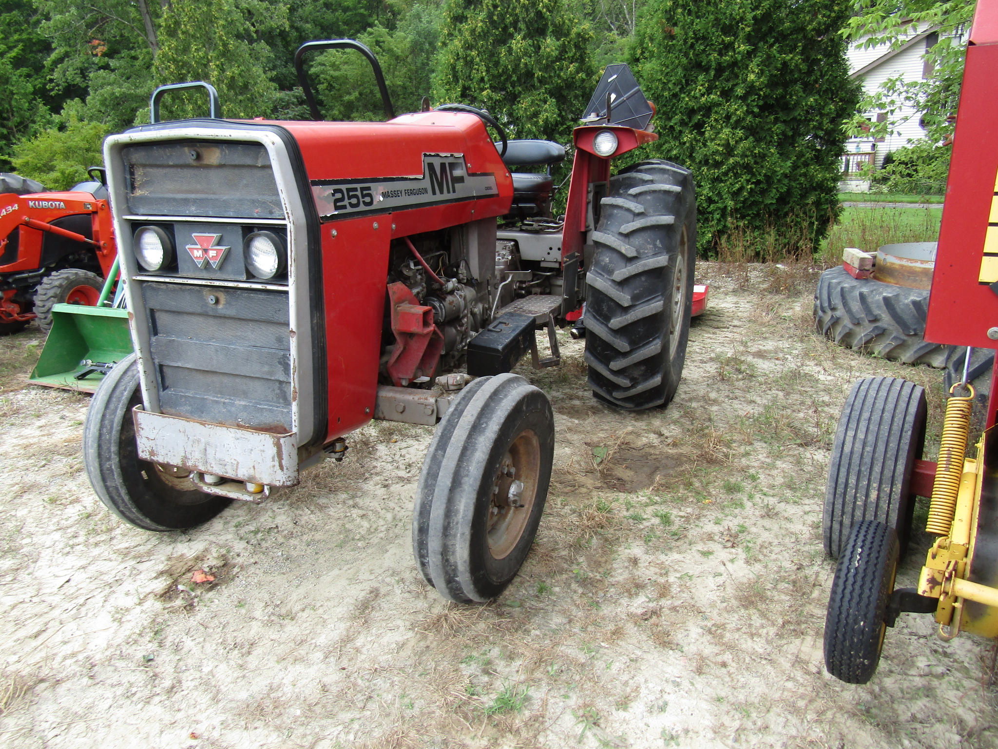 1980 Massey Ferguson 255 Tractor