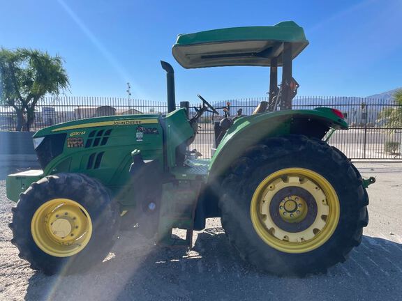 2018 John Deere 6130M Tractor