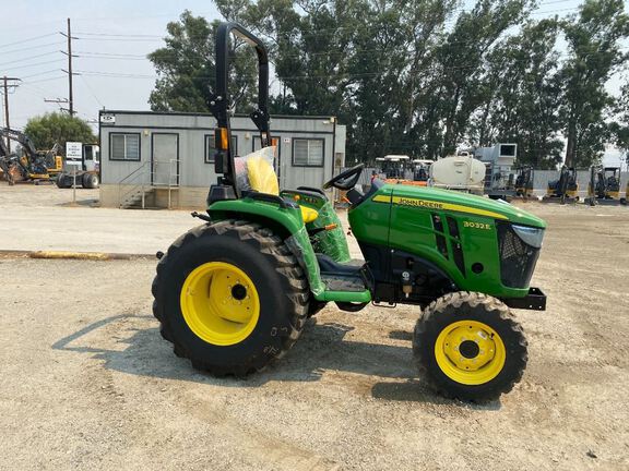 2024 John Deere 3032E Tractor Compact