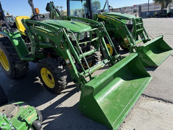 2024 John Deere 3032E Tractor Compact