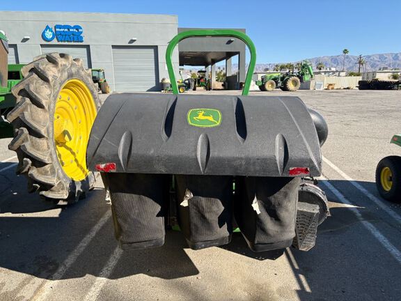 2023 John Deere Z920M Mower/Zero Turn