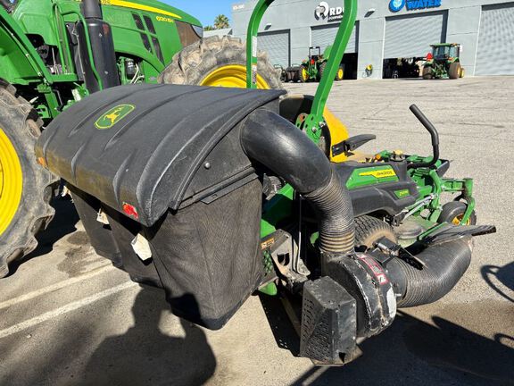 2023 John Deere Z920M Mower/Zero Turn