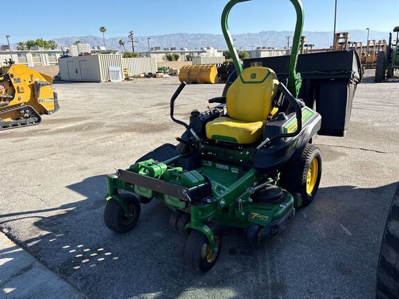 2023 John Deere Z920M Mower/Zero Turn