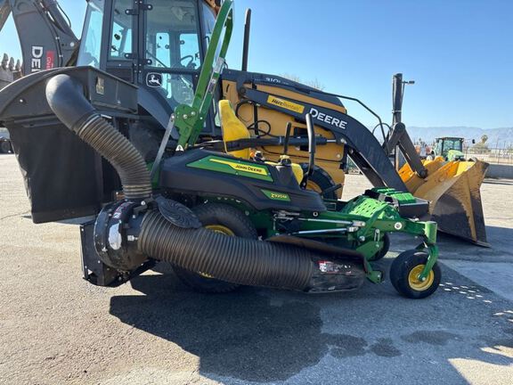2023 John Deere Z920M Mower/Zero Turn