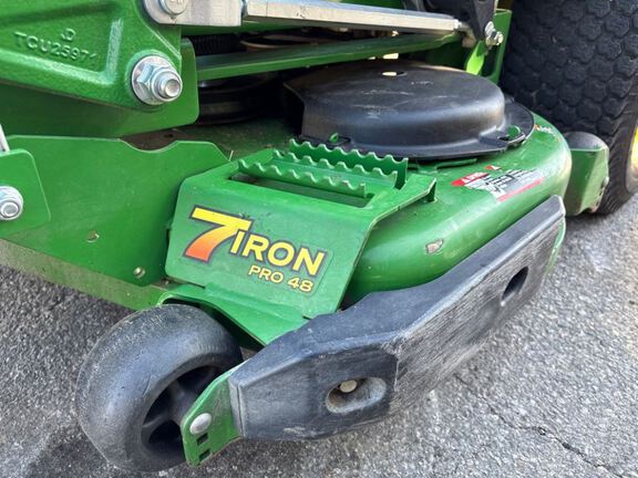2023 John Deere Z920M Mower/Zero Turn