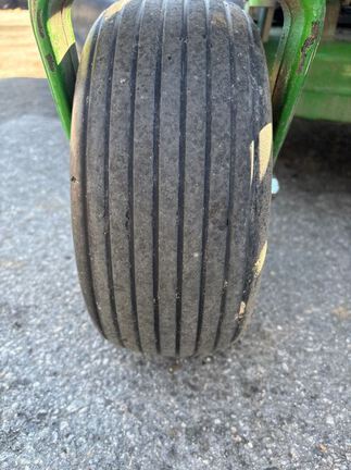 2023 John Deere Z920M Mower/Zero Turn